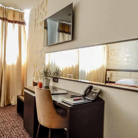 Hotel Diplomat